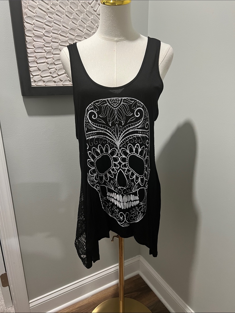 Hot Topic Black Tank Top with White Sugar Skull Graphic